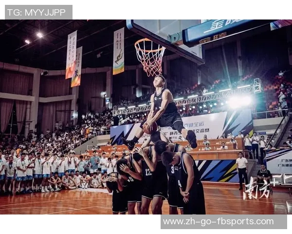 篮球与足球巨星跨界对话 点燃跨体育界合作新篇章 篮球与足球巨星跨界对话 点燃跨体育界合作新篇章